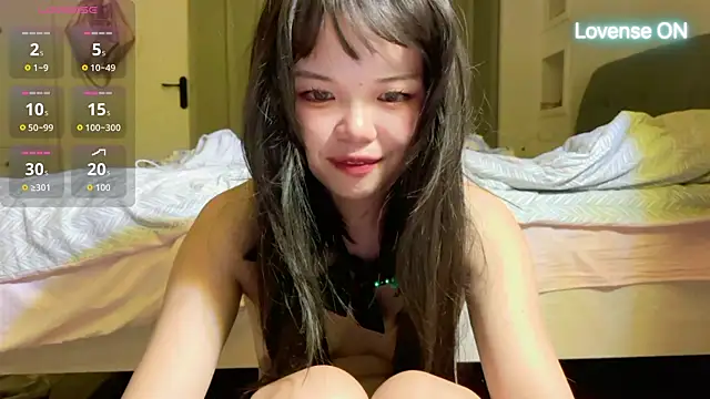 xiaosu22 online show from June 12, 2026, 1:32 pm