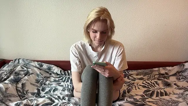 Snapshot of HirokoMassengills chatting on March 3, 2026, 5:02 am HirokoMassengills online show from March 3, 2026, 5:02 am