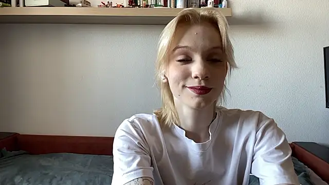 Snapshot of HirokoMassengills chatting on March 10, 2026, 5:12 am HirokoMassengills online show from March 10, 2026, 5:12 am