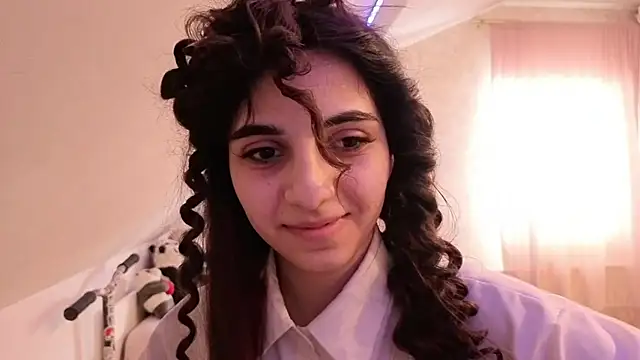 Blissmissataeses online show from March 6, 2026, 8:11 am