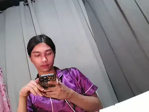 katrina bigcock69 online show from May 1, 2026, 4:11 pm