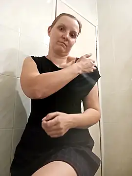 SusanGold9211 online show from March 5, 2026, 9:38 am