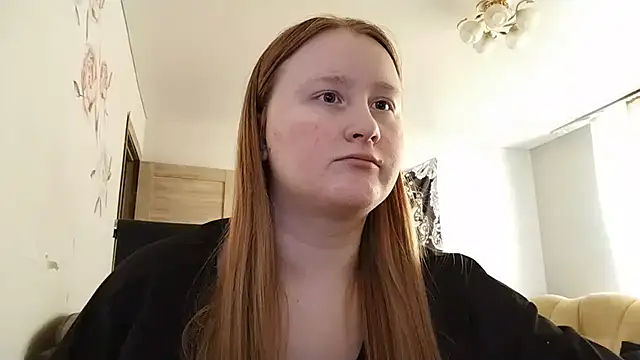 AnikaLipps online show from April 29, 2026, 12:09 pm