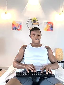 hanssmitt online show from March 4, 2026, 6:58 pm