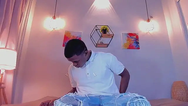 hanssmitt online show from March 14, 2026, 6:46 pm