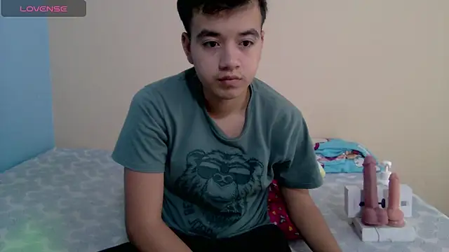 Snapshot of IronDante chatting on June 10, 2026, 12:15 pm IronDante online show from June 10, 2026, 12:15 pm