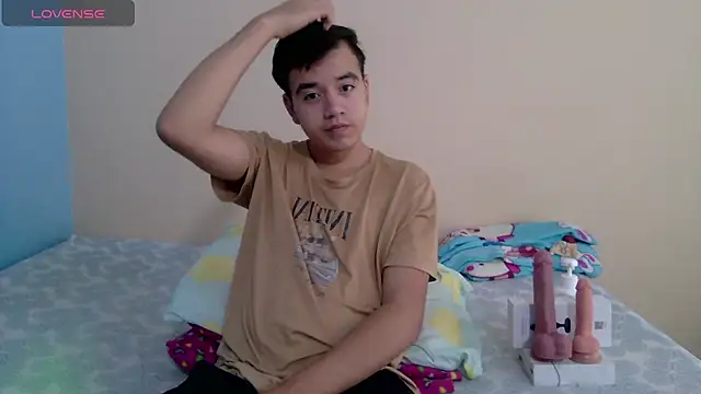 Snapshot of IronDante chatting on June 19, 2026, 12:20 pm IronDante online show from June 19, 2026, 12:20 pm