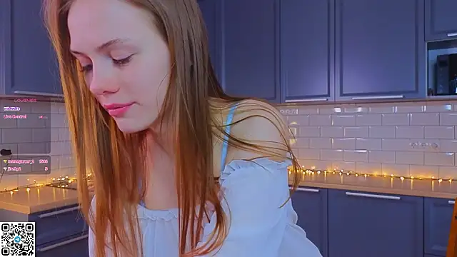 Crystal Diva online show from March 1, 2026, 7:10 am