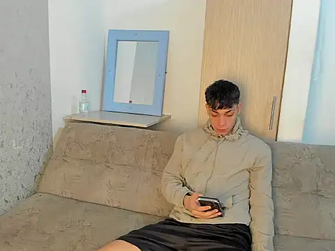 malakay sexxx18 online show from March 14, 2026, 7:41 pm