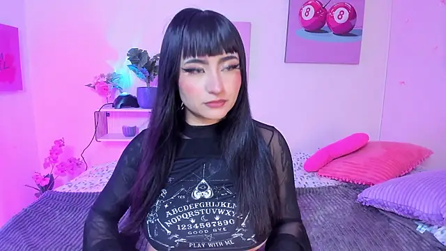 NaeniaDemon  online show from March 3, 2026, 3:45 am