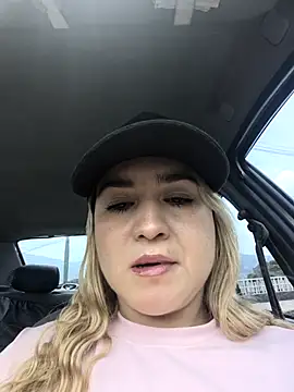 violet-grey online show from April 30, 2026, 4:35 pm