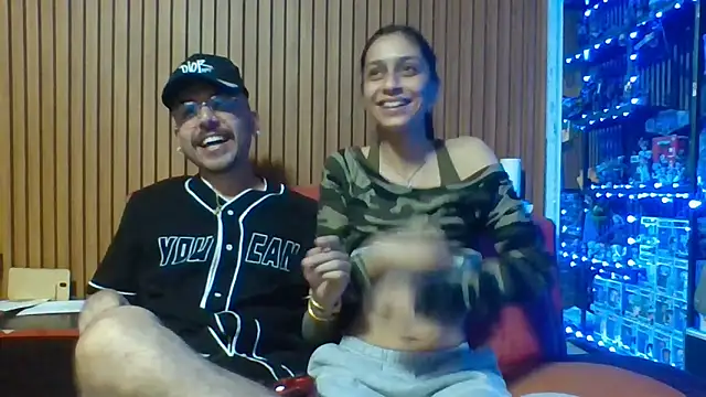 Snapshot of Karamel444 chatting on March 13, 2026, 11:55 pm Karamel444 online show from March 13, 2026, 11:55 pm