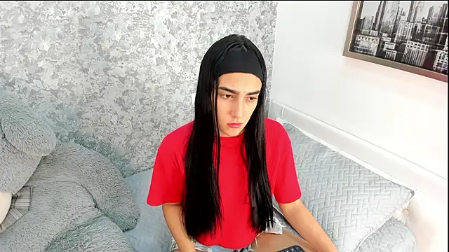 Anika H online show from March 15, 2026, 12:11 pm