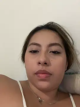 Emiily joee  online show from March 6, 2026, 11:12 pm