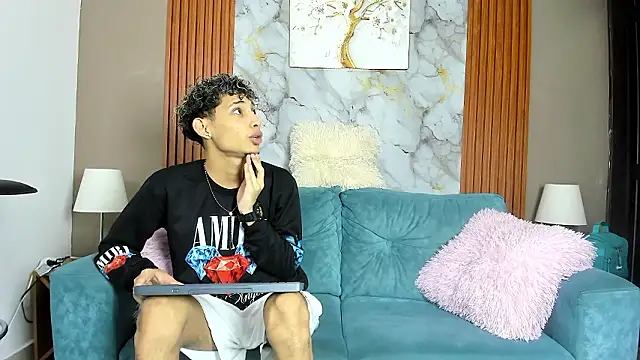 YOUNG BOYS HELL online show from March 12, 2026, 1:12 am