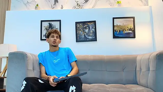 YOUNG BOYS HELL online show from April 25, 2026, 1:19 am