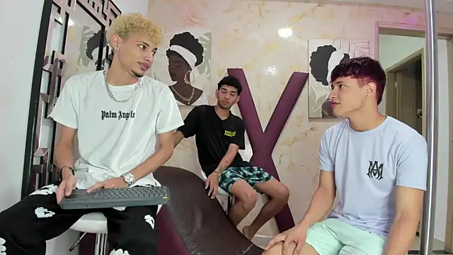 Snapshot of YOUNG_BOYS_HELL chatting on June 5, 2026, 1:12 am YOUNG BOYS HELL online show from June 5, 2026, 1:12 am