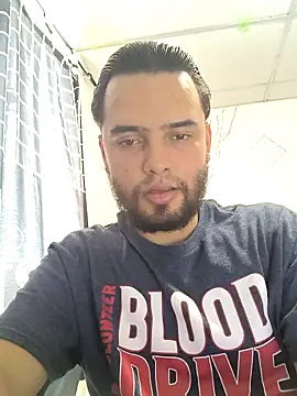 Snapshot of angel_leon01 chatting on March 18, 2026, 4:10 pm angel leon01 online show from March 18, 2026, 4:10 pm