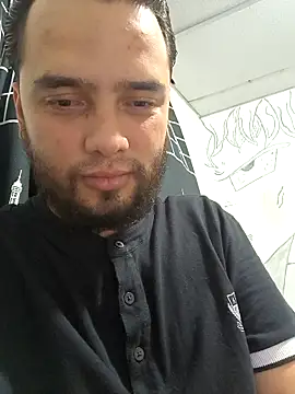 Snapshot of angel_leon01 chatting on March 25, 2026, 5:46 am angel leon01 online show from March 25, 2026, 5:46 am