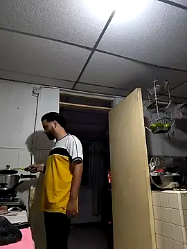 Snapshot of angel_leon01 chatting on March 26, 2026, 12:50 am angel leon01 online show from March 26, 2026, 12:50 am