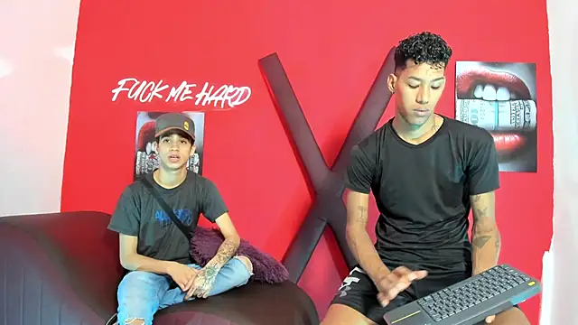 GREEN BOYS online show from March 5, 2026, 8:32 am