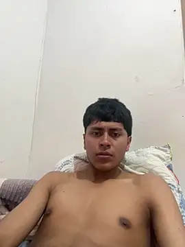 Snapshot of Miguel_960 chatting on March 7, 2026, 9:01 pm Miguel 960 online show from March 7, 2026, 9:01 pm