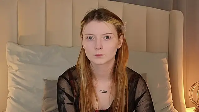 AlyssFrost online show from May 1, 2026, 2:27 am