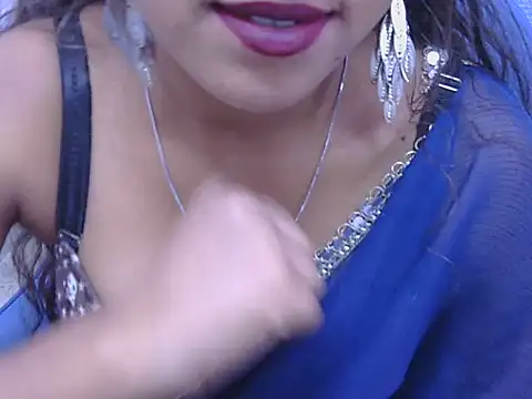 Snapshot of its-taniya chatting on May 13, 2026, 3:37 am its-taniya online show from May 13, 2026, 3:37 am