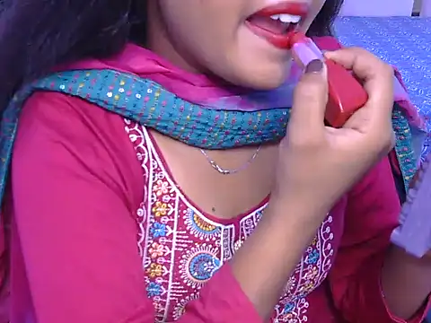 Snapshot of its-taniya chatting on June 19, 2026, 3:55 am its-taniya online show from June 19, 2026, 3:55 am