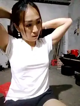 Thobaby112 online show from April 29, 2026, 8:48 pm