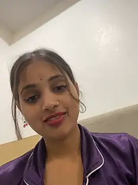 Snapshot of samayra1144 chatting on May 30, 2026, 8:39 pm samayra1144 online show from May 30, 2026, 8:39 pm