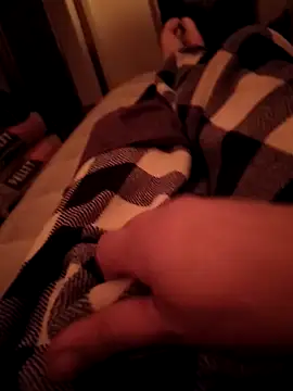 valetrav5 online show from March 8, 2026, 9:07 pm