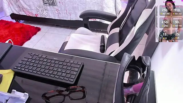 RubyStrome online show from February 22, 2026, 7:01 pm