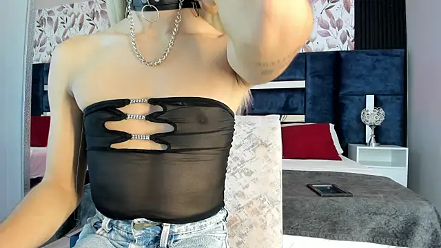 Snapshot of PerlaRogerss_ chatting on June 12, 2026, 11:31 am PerlaRogerss online show from June 12, 2026, 11:31 am