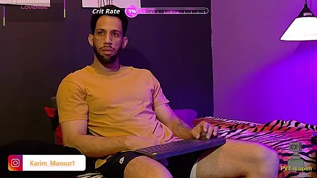 Snapshot of Karim_mansur chatting on July 31, 2026, 11:31 am Karim mansur online show from July 31, 2026, 11:31 am