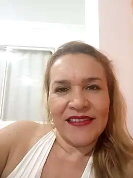 charlotte milf30 online show from April 8, 2026, 11:48 pm