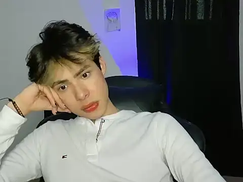 leotnk online show from March 10, 2026, 11:10 pm