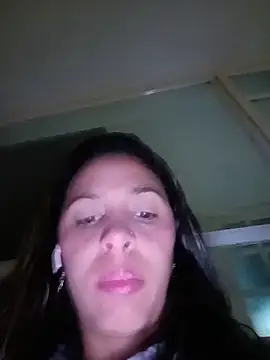 Snapshot of kiki_milu chatting on June 7, 2026, 1:43 am kiki milu online show from June 7, 2026, 1:43 am
