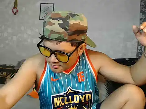 Snapshot of adorableasianboy69 chatting on June 26, 2026, 8:30 am adorableasianboy69 online show from June 26, 2026, 8:30 am