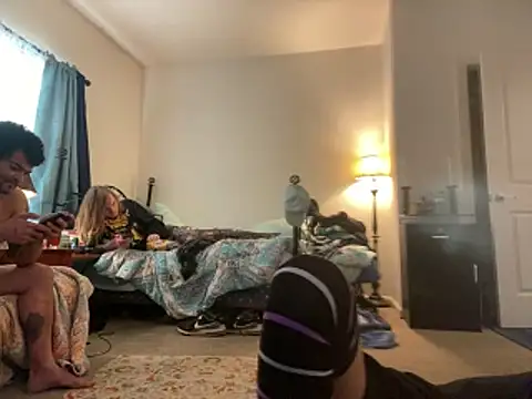 Snapshot of Mika_Bunny chatting on March 22, 2026, 10:02 pm Mika Bunny online show from March 22, 2026, 10:02 pm