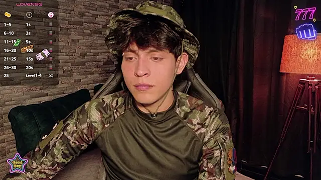 Snapshot of _-Lucky-_ chatting on March 13, 2026, 12:39 am -Lucky- online show from March 13, 2026, 12:39 am