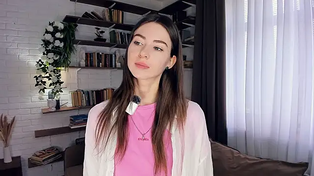 AbbeyStark online show from March 18, 2026, 8:39 am