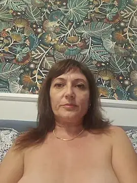Snapshot of SaraGina chatting on July 21, 2026, 9:06 pm SaraGina online show from July 21, 2026, 9:06 pm
