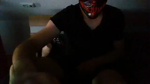 Snapshot of Blackklu chatting on May 6, 2026, 6:35 pm Blackklu online show from May 6, 2026, 6:35 pm