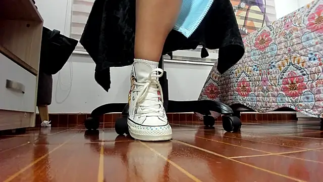 Snapshot of Chanelwill chatting on July 24, 2026, 2:04 pm Chanelwill online show from July 24, 2026, 2:04 pm
