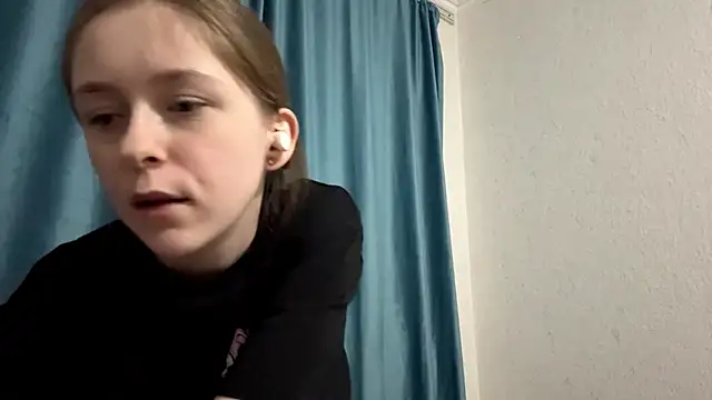 StaticBliss online show from March 3, 2026, 6:14 pm