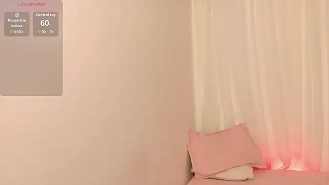 Snapshot of Cataleya-Rosse chatting on July 13, 2026, 9:06 pm Cataleya-Rosse online show from July 13, 2026, 9:06 pm