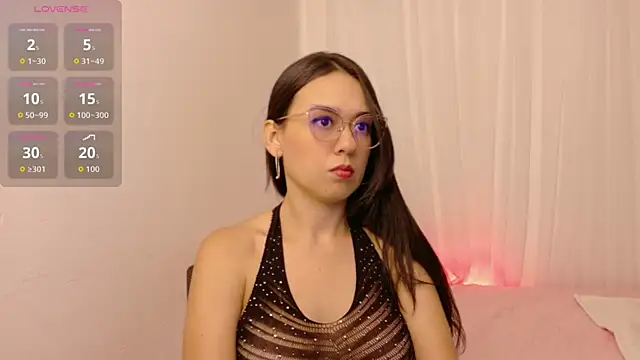 Snapshot of Cataleya-Rosse chatting on July 14, 2026, 2:12 pm Cataleya-Rosse online show from July 14, 2026, 2:12 pm