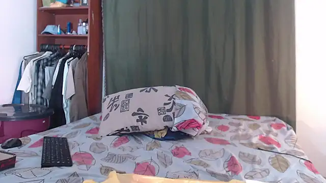 Dani-brown online show from April 24, 2026, 12:13 am