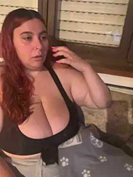 Snapshot of Sandragll chatting on July 16, 2026, 9:43 pm Sandragll online show from July 16, 2026, 9:43 pm